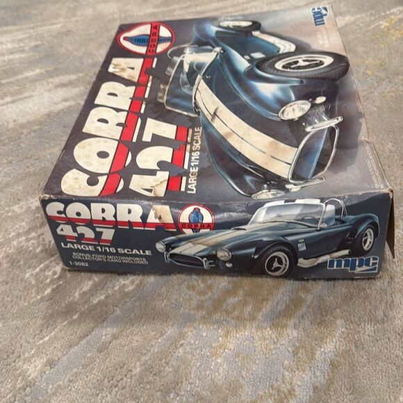 VTG MPC 1:16 Ford Cobra 427 Plastic Model Kit - new not put together  - open box - Picture 6 of 10